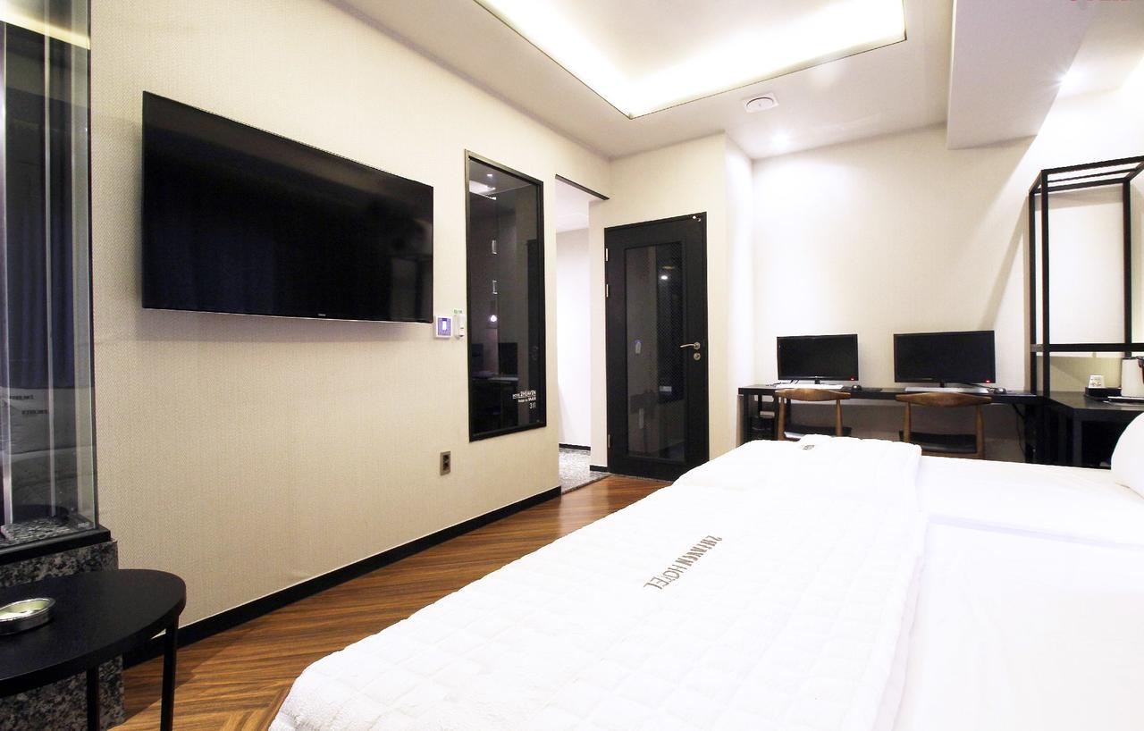 Toheaven Hotel Gaya Theme Park Gimhae Exterior photo